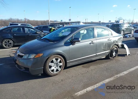 2009 Honda Civic Lx z USA, uszkodzony, nr VIN 2HGFA15589H523665